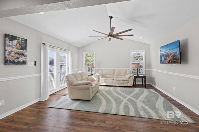 21687 Bartlett Lane, Robertsdale, AL 36567