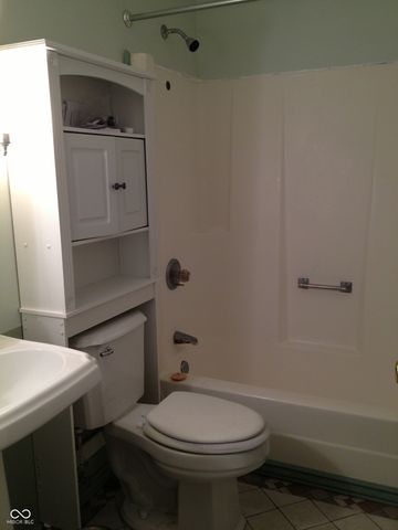 1107 Woodpointe Drive, Indianapolis, IN 46234