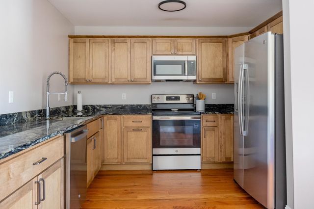 25 Fletcher Rd Unit 107, Fairfax, VT 05454
