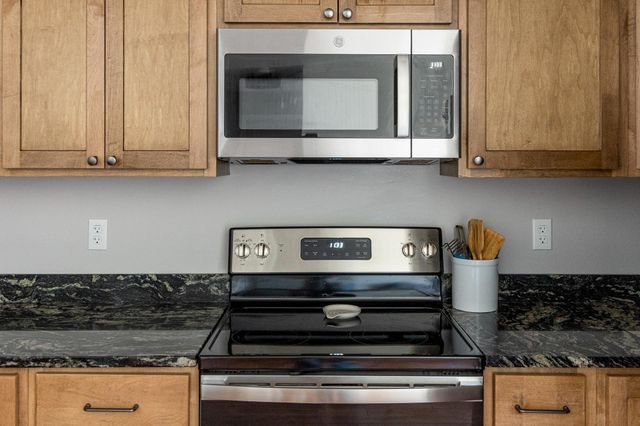 25 Fletcher Rd Unit 107, Fairfax, VT 05454