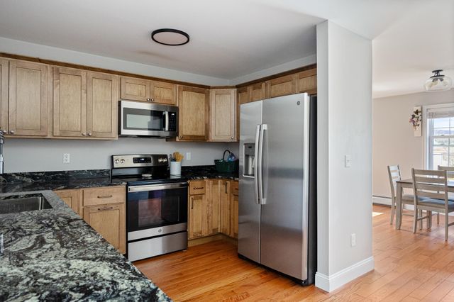 25 Fletcher Rd Unit 107, Fairfax, VT 05454