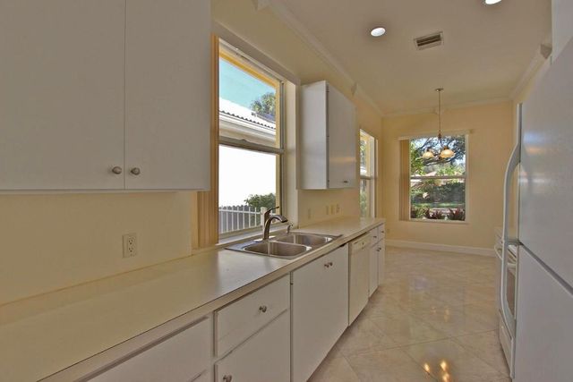 252 Sussex Circle, Jupiter, FL 33458