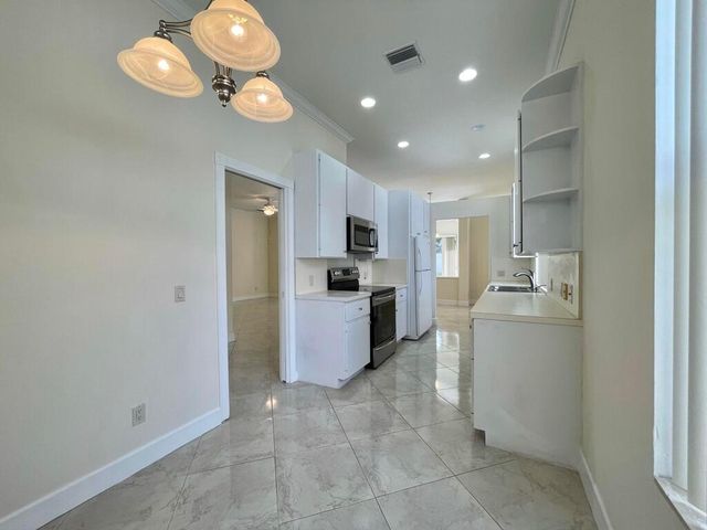 252 Sussex Circle, Jupiter, FL 33458