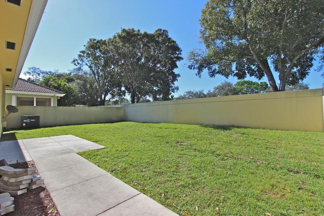 252 Sussex Circle, Jupiter, FL 33458