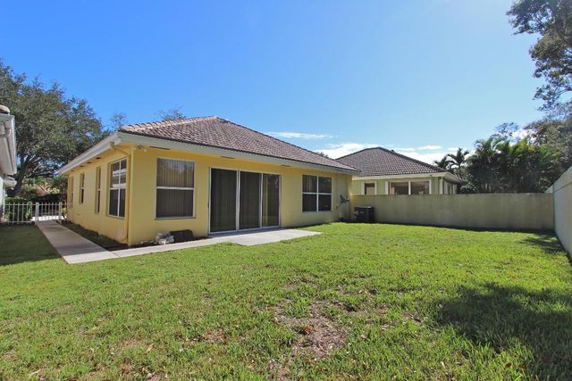 252 Sussex Circle, Jupiter, FL 33458