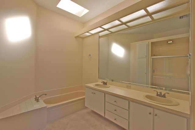 252 Sussex Circle, Jupiter, FL 33458