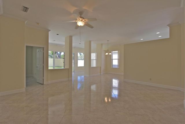 252 Sussex Circle, Jupiter, FL 33458