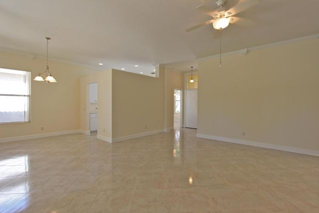 252 Sussex Circle, Jupiter, FL 33458