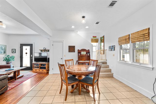 727 Highland Ave, Salina, KS 67401