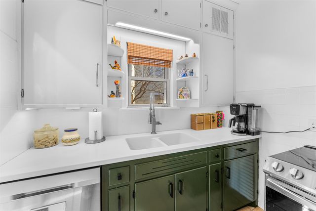 727 Highland Ave, Salina, KS 67401