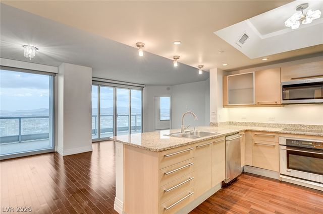 322 Karen Avenue 4505, Las Vegas, NV 89109