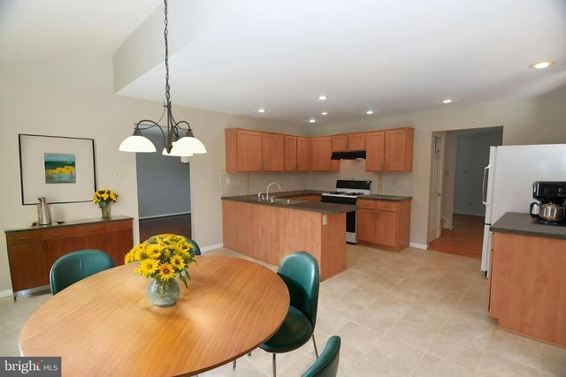 100 INDIAN CREEK WAY, Chalfont, PA 18914