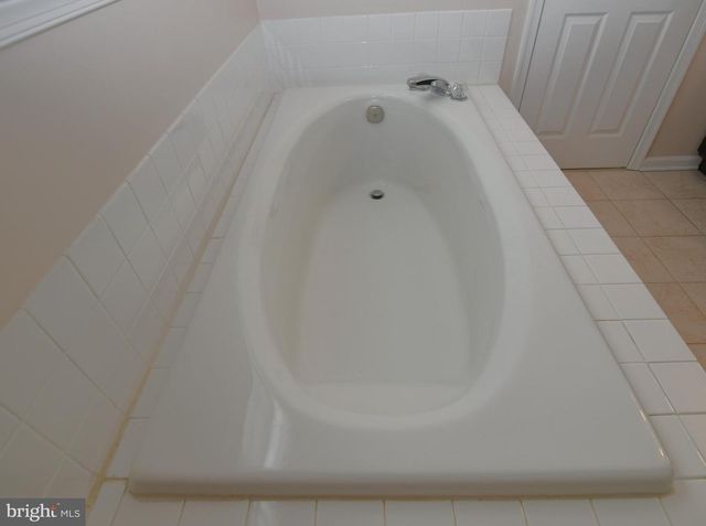 100 INDIAN CREEK WAY, Chalfont, PA 18914