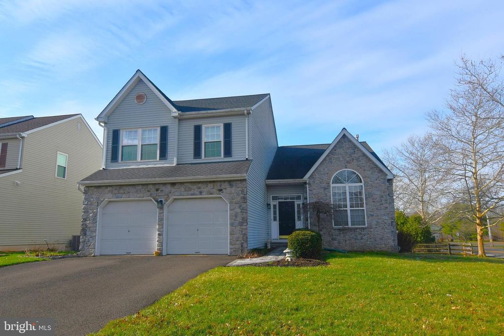 100 INDIAN CREEK WAY, Chalfont, PA 18914