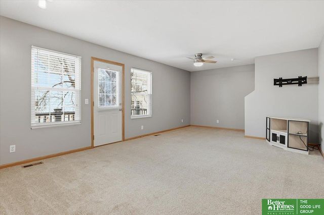 6036 N 167 Court, Omaha, NE 68116