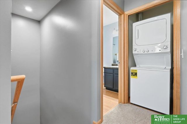 6036 N 167 Court, Omaha, NE 68116