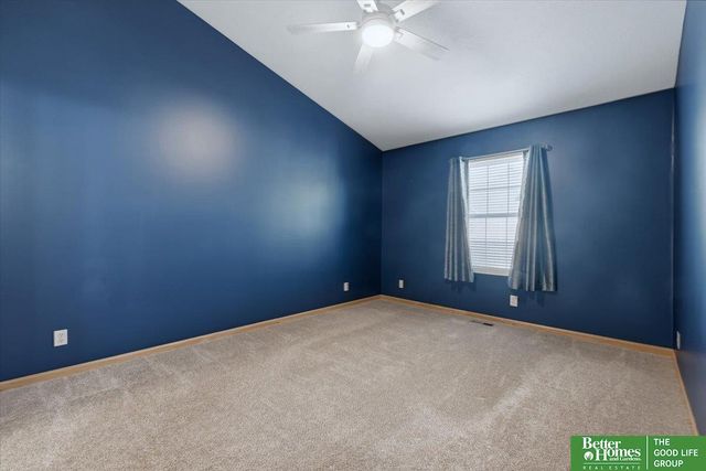 6036 N 167 Court, Omaha, NE 68116