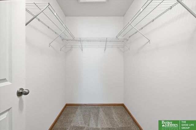 6036 N 167 Court, Omaha, NE 68116