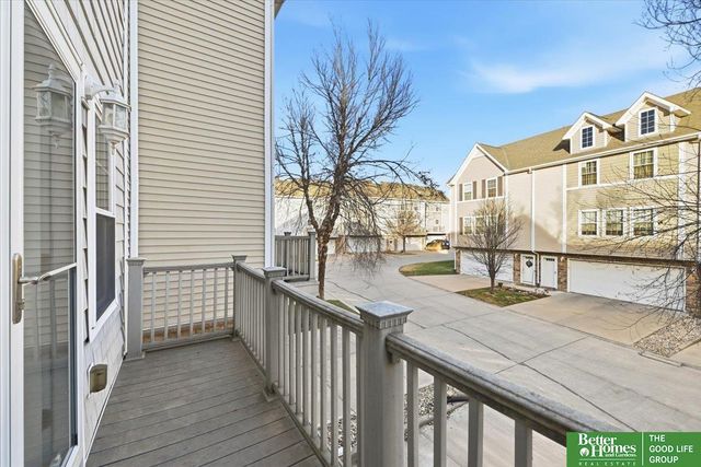 6036 N 167 Court, Omaha, NE 68116