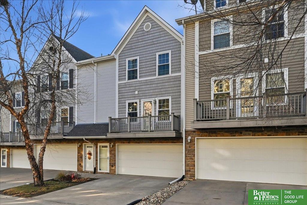 6036 N 167 Court, Omaha, NE 68116