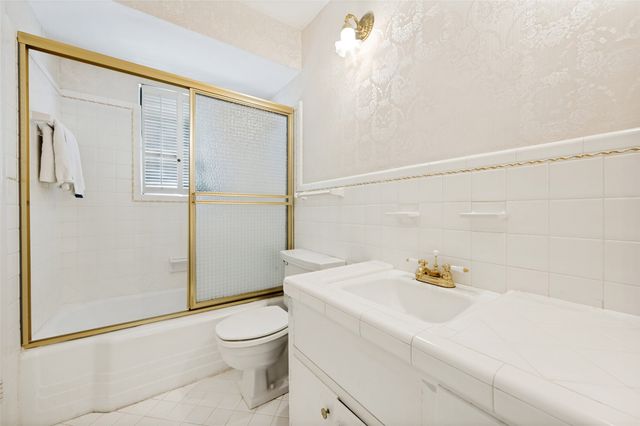 925 Knott Place, Dallas, TX 75208
