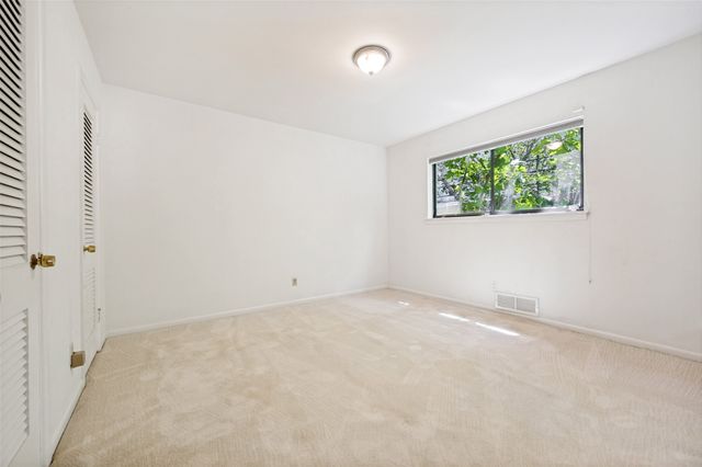925 Knott Place, Dallas, TX 75208