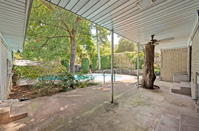 925 Knott Place, Dallas, TX 75208