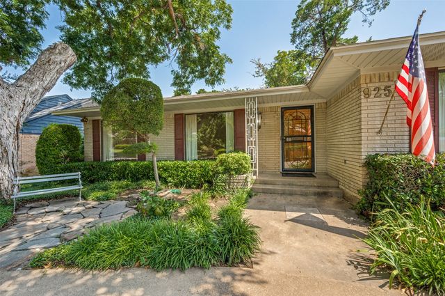 925 Knott Place, Dallas, TX 75208