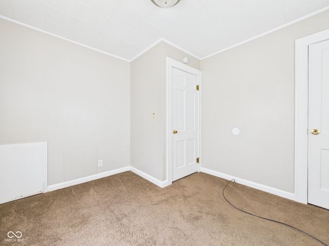 327 Edgemound Drive, Anderson, IN 46013