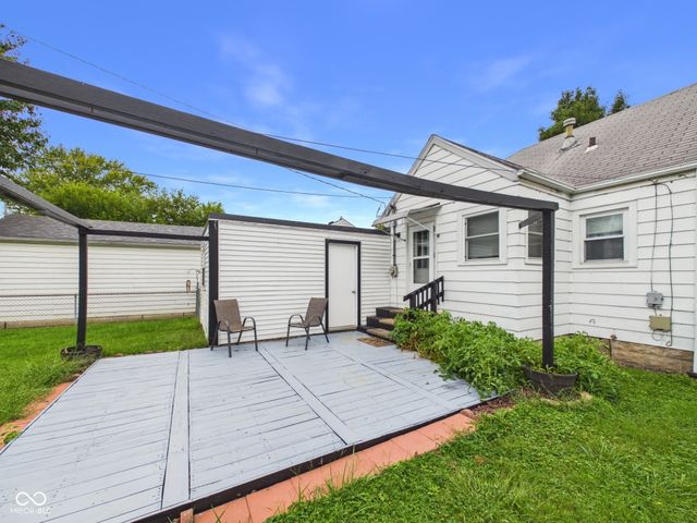 327 Edgemound Drive, Anderson, IN 46013