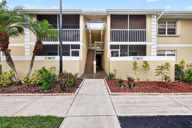 1548 SE Royal Green Circle 206, Port St. Lucie, FL 34952