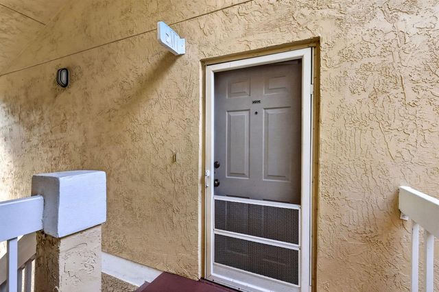 1548 SE Royal Green Circle 206, Port St. Lucie, FL 34952