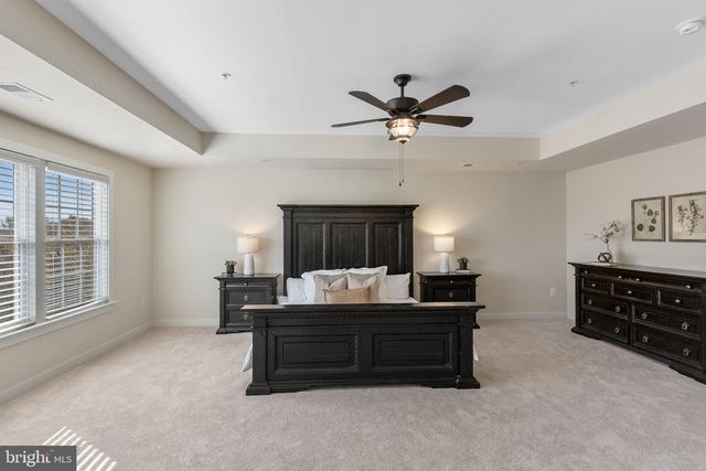 5313 STREAM BANK LN, Greenbelt, MD 20770