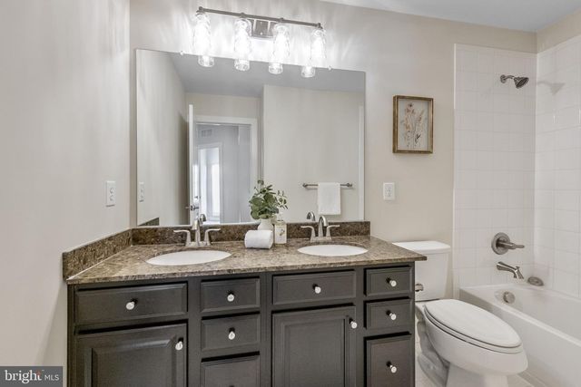 5313 STREAM BANK LN, Greenbelt, MD 20770