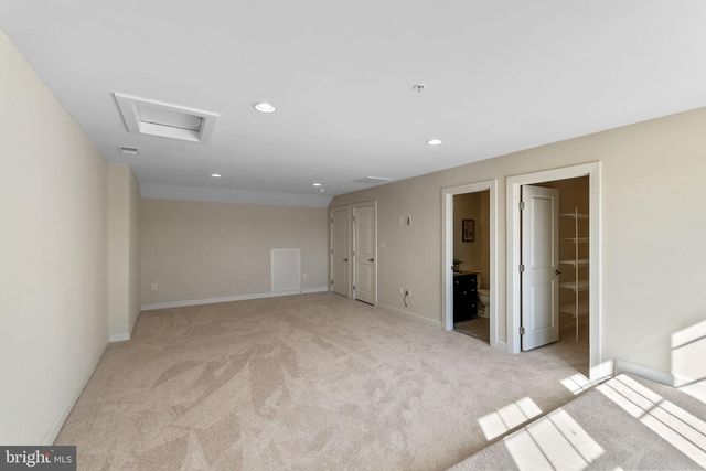 5313 STREAM BANK LN, Greenbelt, MD 20770