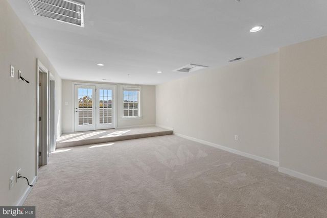 5313 STREAM BANK LN, Greenbelt, MD 20770