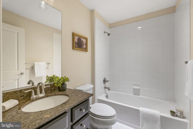 5313 STREAM BANK LN, Greenbelt, MD 20770