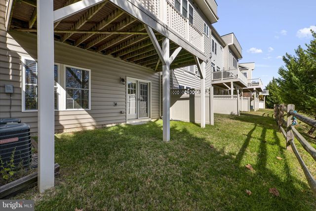 5313 STREAM BANK LN, Greenbelt, MD 20770