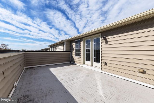5313 STREAM BANK LN, Greenbelt, MD 20770