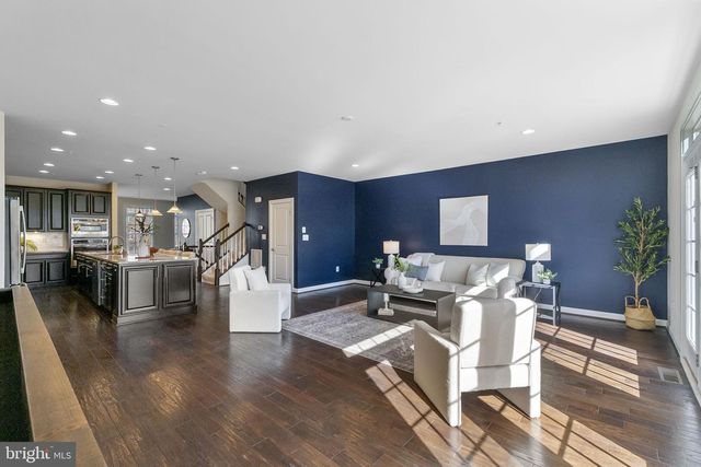 5313 STREAM BANK LN, Greenbelt, MD 20770
