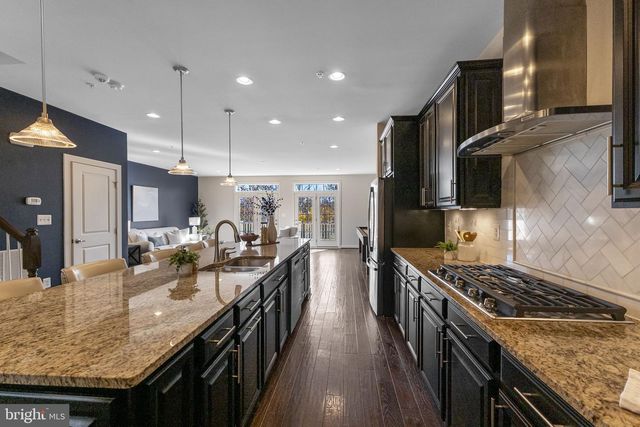 5313 STREAM BANK LN, Greenbelt, MD 20770