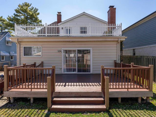 22631 Ridgeway Street, Saint Clair Shores, MI 48080