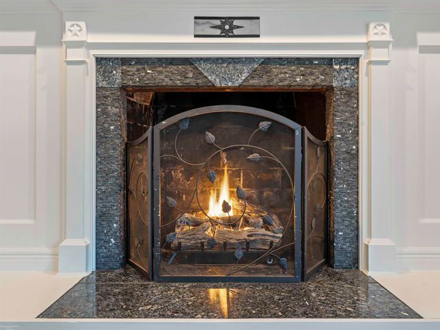 22631 Ridgeway Street, Saint Clair Shores, MI 48080