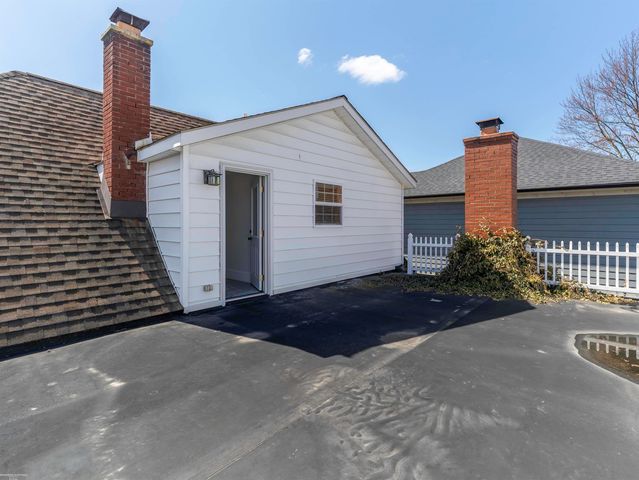 22631 Ridgeway Street, Saint Clair Shores, MI 48080