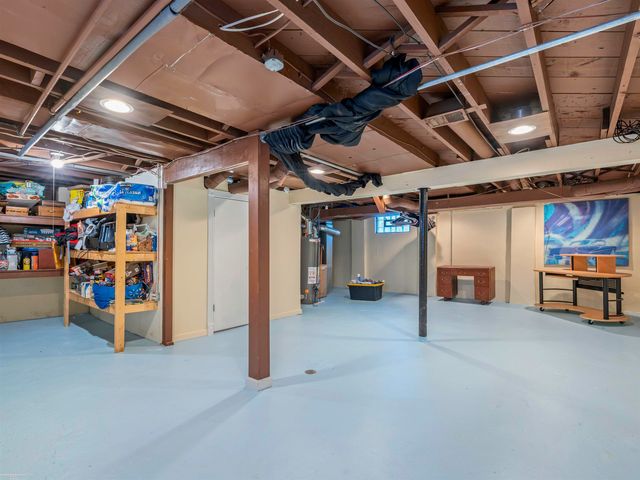 22631 Ridgeway Street, Saint Clair Shores, MI 48080