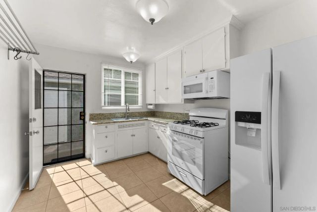 6673-75 Amherst St, San Diego, CA 92115