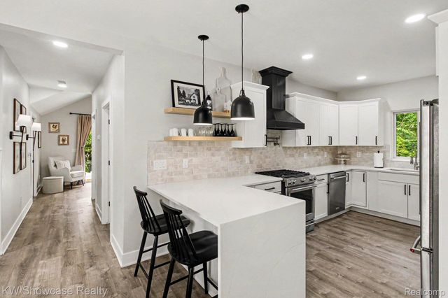 615 Hickory Street, Milford Village, MI 48381