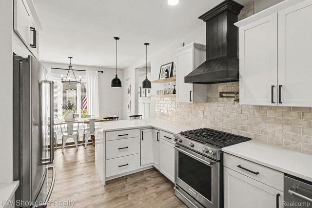 615 Hickory Street, Milford Village, MI 48381