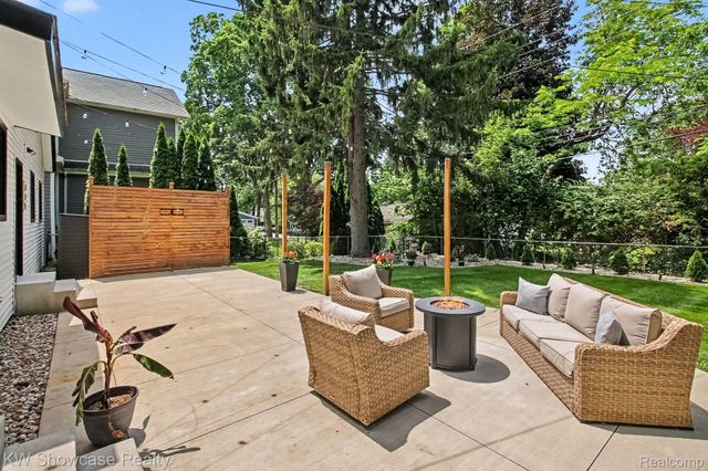 615 Hickory Street, Milford Village, MI 48381