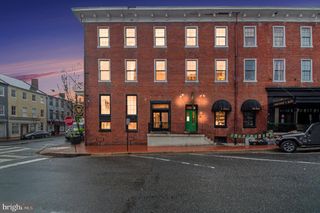 200 HANOVER ST #3A, Fredericksburg, VA 22401